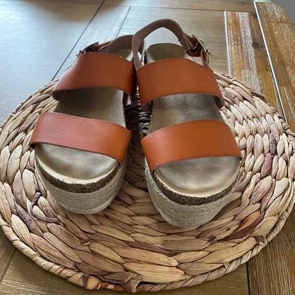 ND platform wedges 
Copenhagen brown 
Size. 8 - Picture 2 of 9